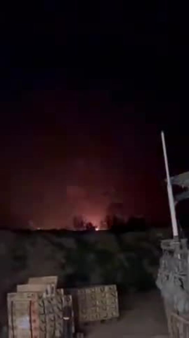 قصف صهيوني عنيف الليلة في دير البلح و خانيونس